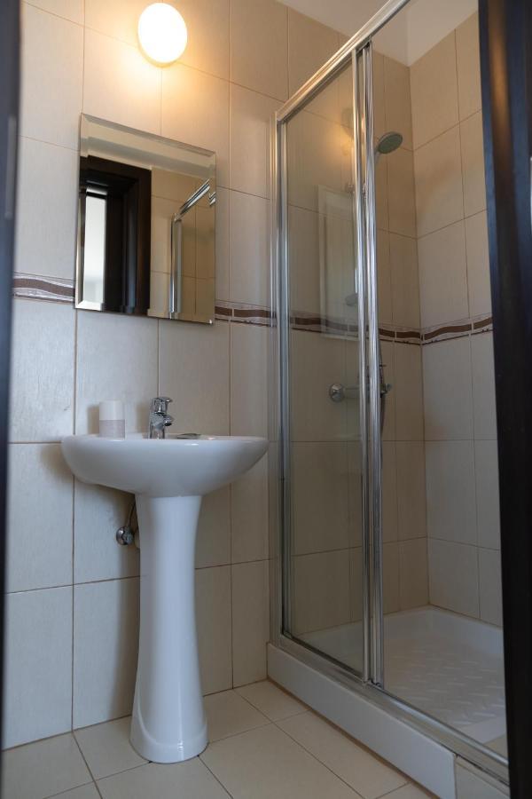 Fig Tree Villa Ekaterina 3 Bdrm Protaras Exterior foto